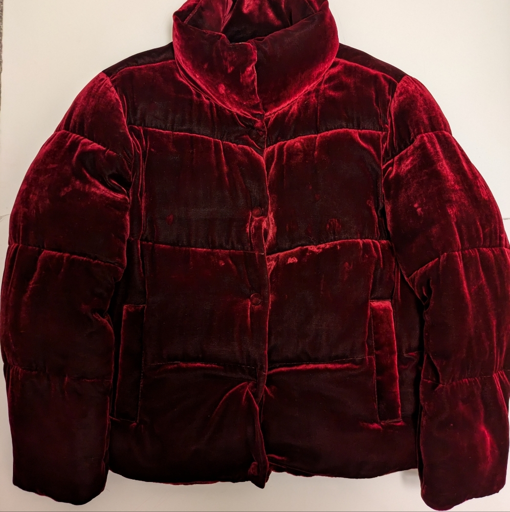 ZARA Velvet Puffer Jacket Coat in Wine